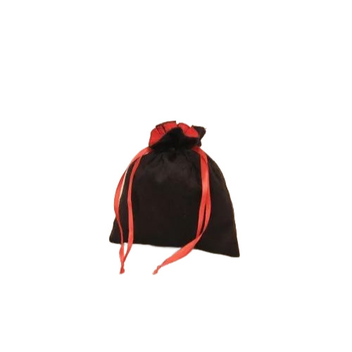 01 Velvet Gift Pouch