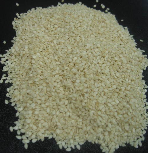 Hulled Sesame Seed - Pearly White, 99.99% Purity, 5% Moisture, Minimum 50% Oil Content, Max 1.5% FFA | Mechanically Dried & Colour Sortexed