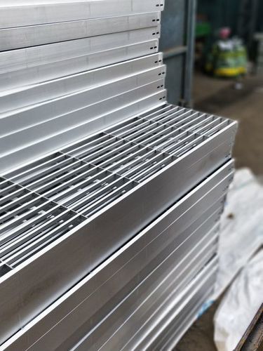 High Grade Aluminum Gratings