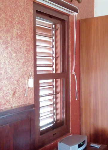 Vertical Sliding Window