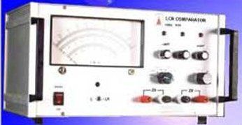 Portable Electric Lcr Comparator Usage: Electronic Testing