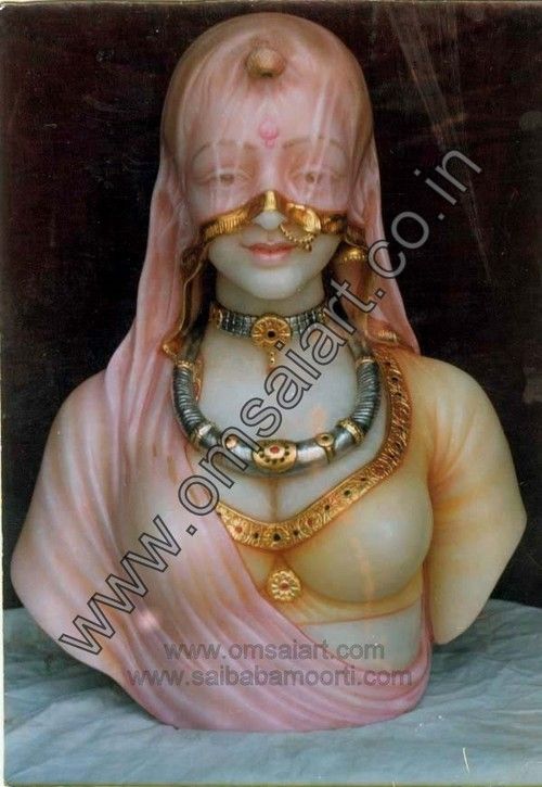 Decorative Bani-Thani Statue