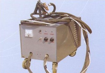 Pneumatic Spot Welding Machines Voltage: 380 Volt (V)