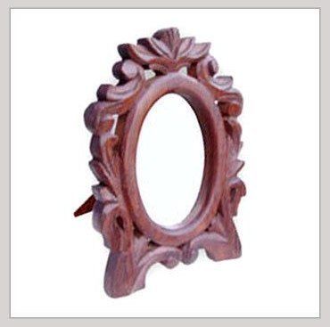 Polishing Wooden Handicrafted Photo Frame