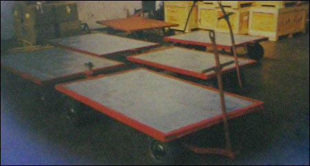 CARGO TROLLEY