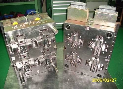 Plastic Injection Mold