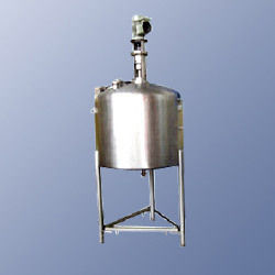 Reactors With Agitators - 1 to 20 Cubic Meters, 1 to 10 Ton Capacity for Diverse Industries