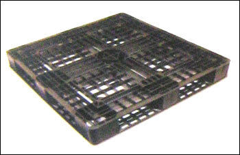 plastic pallets