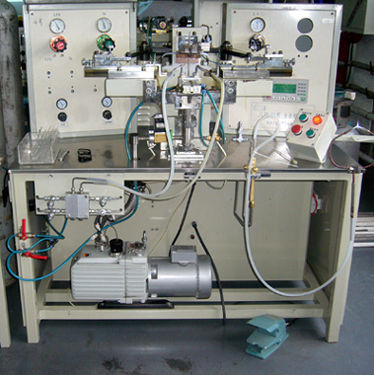 First Extremity Sealing Machine