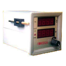 Digital Temperature Controllers (With Set Value)