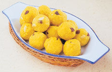 Hygienic Prepared Fresh Laddu Sweet