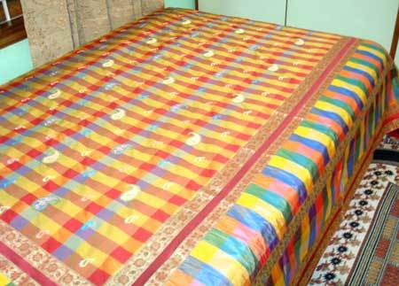 Multicolor Modern Designer Bed Covers