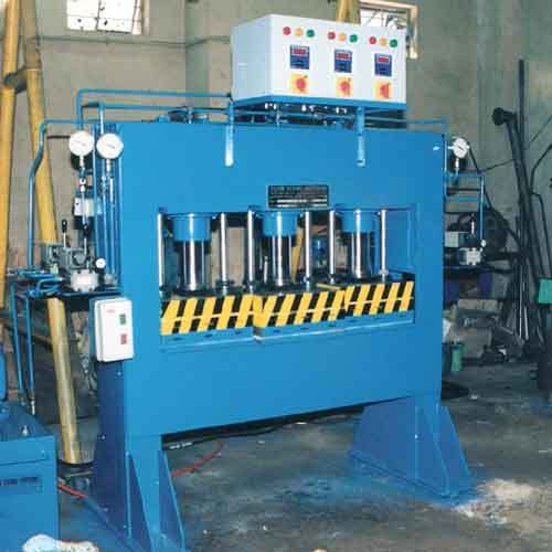 Rubber Moulding Press