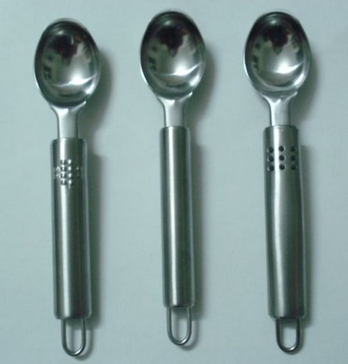 Stainless Steel Spoon - Standard Sizes Available, Light Weight, Eco-Friendly, Ideal for Liquid and Semi-liquid Foods