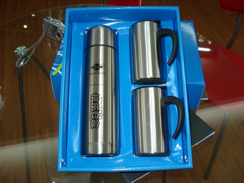 Stainless Steel Vacuum Flask And Auto Mug Set By Zhejiang Yongfu Metals Co.,ltd.