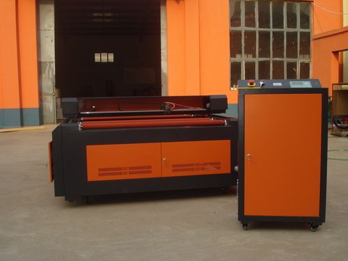 Orange-Black Laser Flat Bed Machine