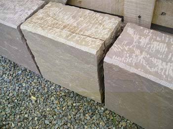 Sandstone Kerbs