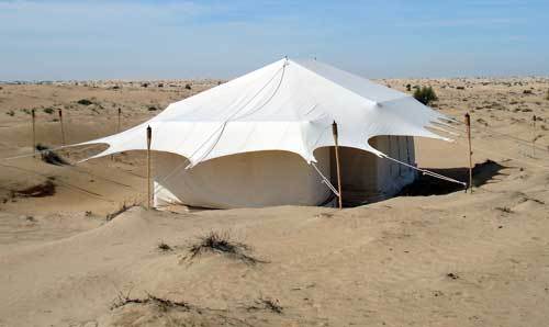 White Color Resort Tents Design Type: Standard