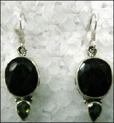 Black Sapphire Peridot Earrings Gender: Women
