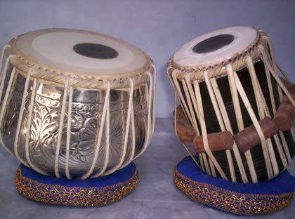 Percussion Antique Round Dholak Body Material: Wood