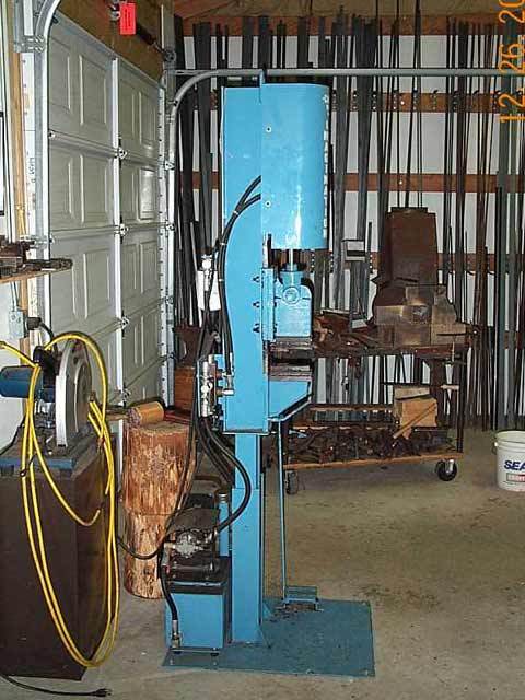 Hydraulic Press With Mechanical Operations