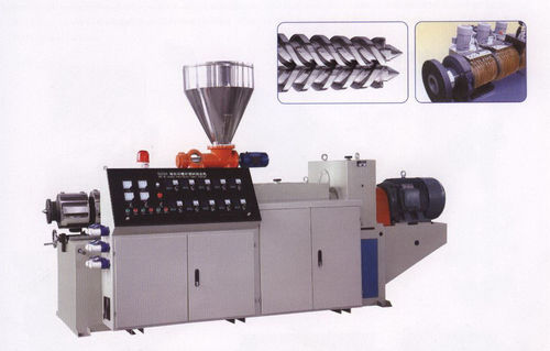 White Double Screw Extruder Machine