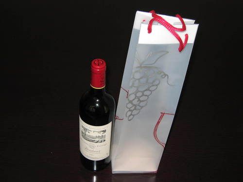 Various Colors Are Available White Wine Bottle Bags