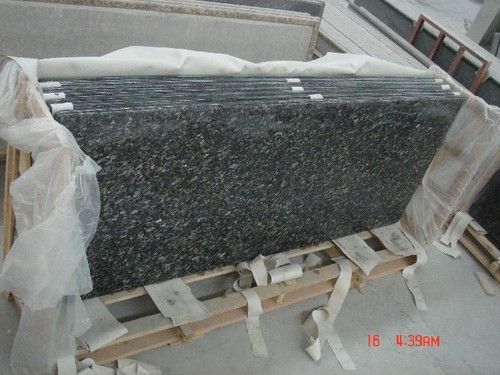 Granite Countertop with Attractive Look