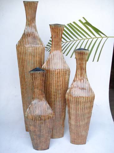 Designer Flower Vases For Decoration