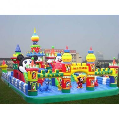 Plastic Multicolor Inflatable Amusement Park