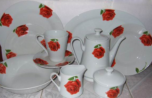 Multicolor Porcelain Dinner Set (47pcs)