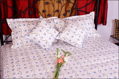 Floral Prints Bedding Set