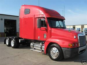 2005 Freight Liner Century Truck