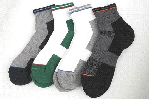 Multicolour Soft Sporting Socks Age Group: Adult