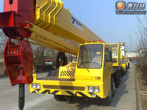 55 Ton Hydraulic Truck Mounted Crane