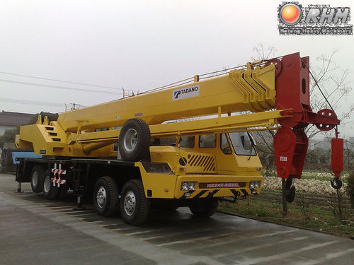 65 Tons Hydraulic Truck Mounted Crane