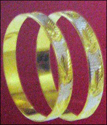 Ladies Gold Bangles