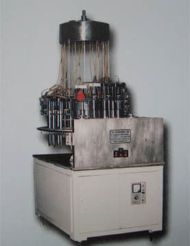 Double-Cylinder Low Vacuum Bottling Machine