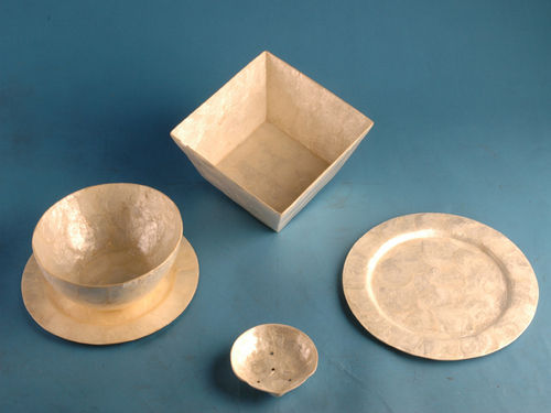 Shell Plates And Containers