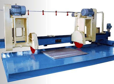 Double Blade Edge Cutting Machine With Turn Table