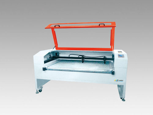 Auto Material Feeding Laser Cutter