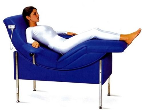 Blood Donor Chair - Ergonomic Design, Adjustable Armrests, Smooth Linear Actuator Positioning 