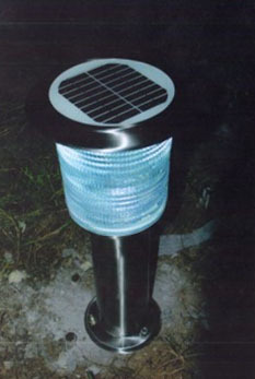 Solar Garden Lamp - Solar-Powered Rechargeable, 12 Hours of Nighttime Illumination, Weather-Resistant Design