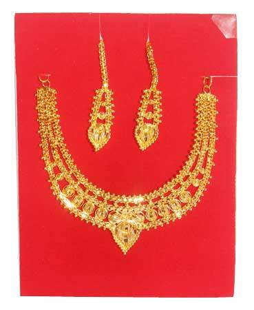 Imitation Gold Necklace Set