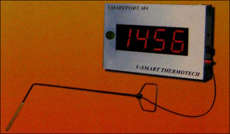 Immersion Type Temperature Measurement Equipment