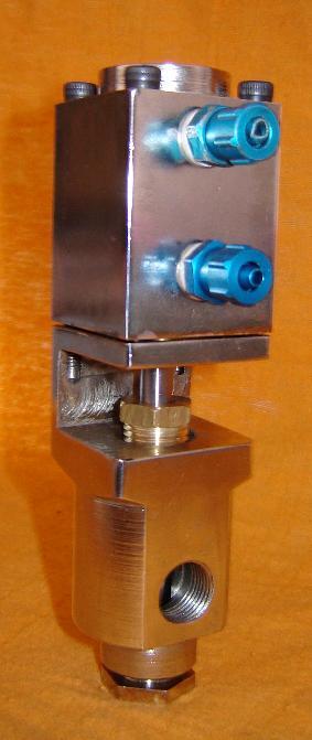 Fluid Dispensing Valve