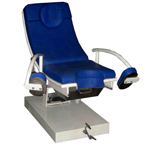 Remote Control Operated Gynae Examination Couch