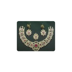 Kundan Necklace Set