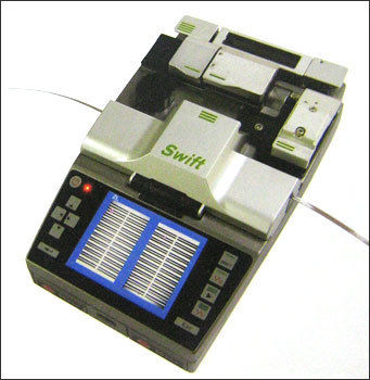 Ribbon Fiber Fusion Splicer