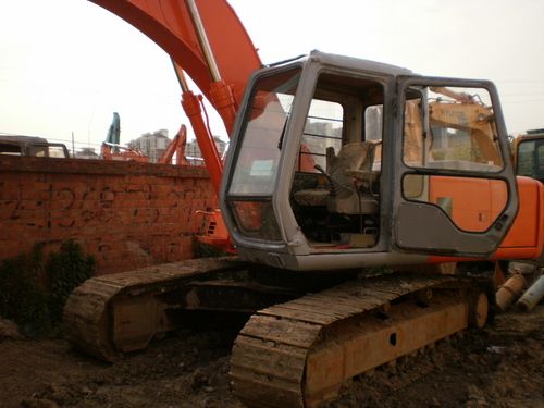 EX200-2 EXCAVATOR